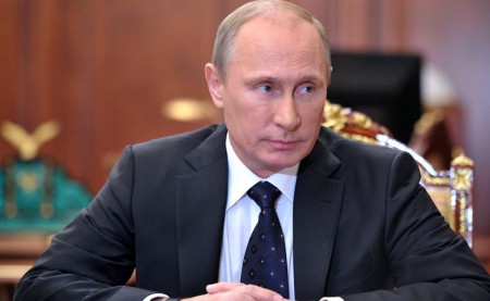 iskra-chel.ru: "Президент, которым мы гордимся!" Владимир Путин поздравил сотрудников и ветеранов Министерства по делам гражданской обороны, чрезвычайным ситуациям и ликвидации последствий стихийных бедствий 